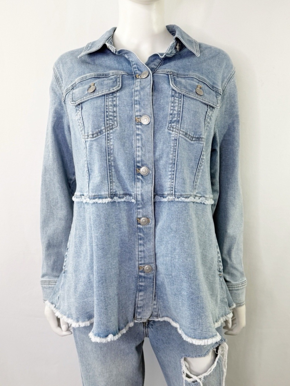 LOGO Denim Blue Button Front Shacket Petites Size MP Shirt Jacket Raw Hem NEW
